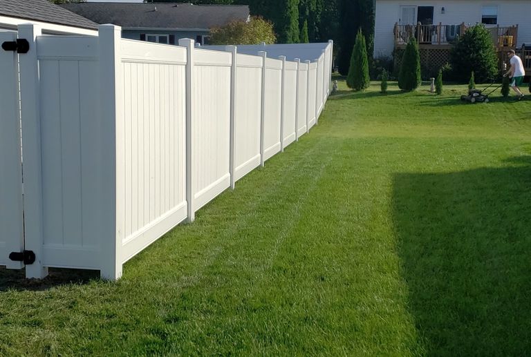 vinyl fence